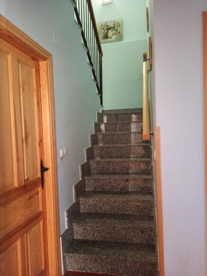 La Bimborra Guest House Becedas Luaran gambar