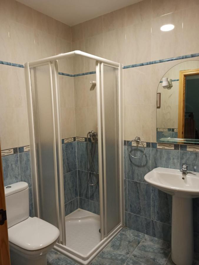 La Bimborra Guest House Becedas Luaran gambar